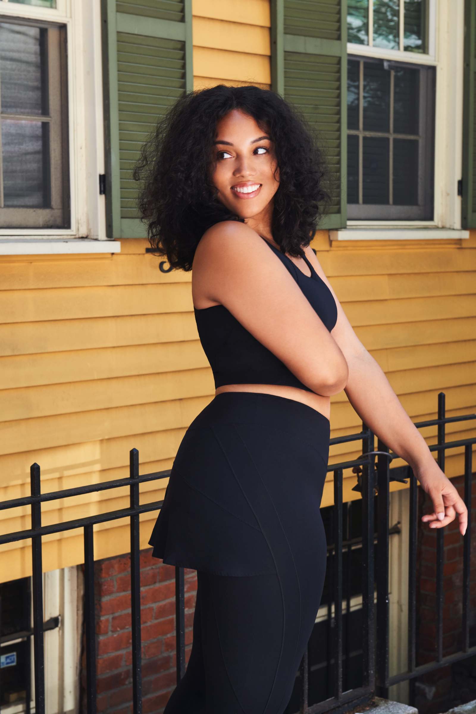 Black Sleggings® skirted leggings 7/8 high waist medium